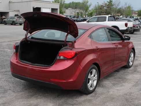 Used 2016 Hyundai Elantra Value Edition FWD image 7
