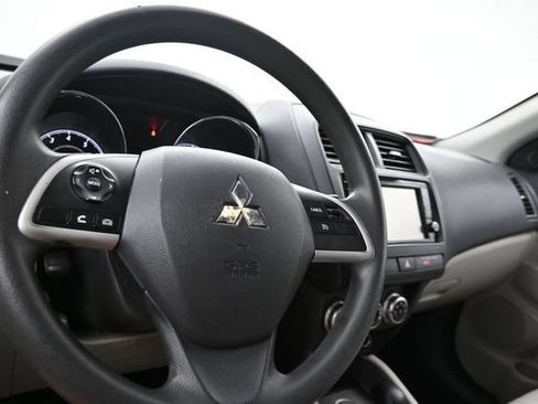 Used 2021 Mitsubishi Outlander Sport LE FWD image 10