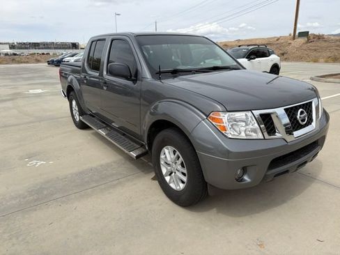 Certified 2021 Nissan Frontier SV RWD image 3