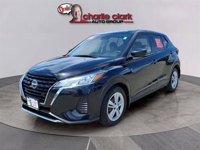 Used 2022 Nissan Kicks S
