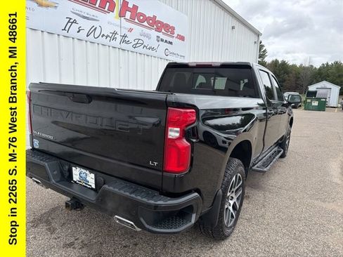 Used 2020 Chevrolet Silverado 1500 LT Trail Boss AWD/4WD image 11