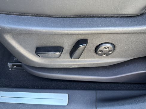 Certified 2024 Nissan Ariya AWD image 17