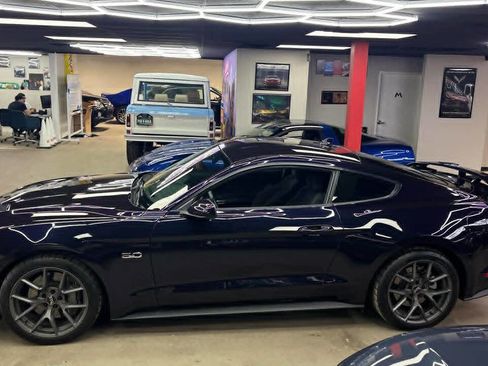 Used 2022 Ford Mustang GT image 8