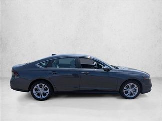 Used 2025 Honda Accord LX video 4