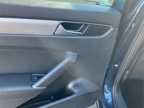 Used 2018 Volkswagen Passat 2.0T S image 25