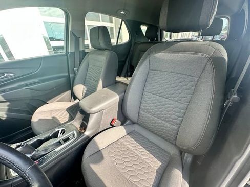 Used 2018 Chevrolet Equinox LT AWD/4WD image 8