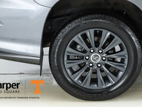 Used 2022 Lexus GX 460 Premium w/ Accessory Package image 52