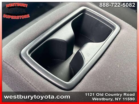 Used 2022 Toyota RAV4 XLE w/ Convenience Package AWD/4WD image 18