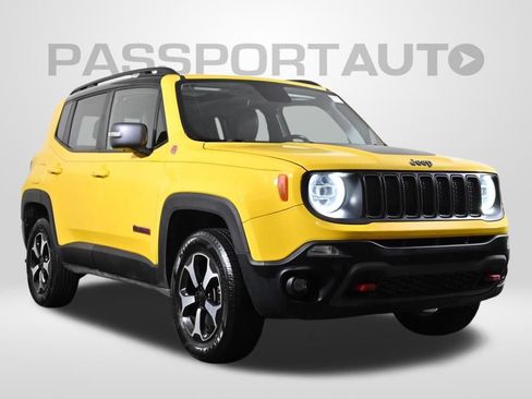 Used 2019 Jeep Renegade Trailhawk AWD/4WD image 3