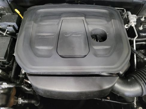 Used 2019 Jeep Grand Cherokee Laredo image 30