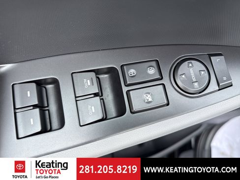 Used 2021 Hyundai Ioniq SEL image 10