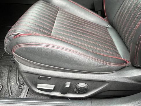 Used 2023 Genesis G70 3.3T w/ Sport Advanced Package RWD image 27