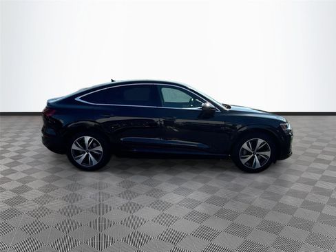 Certified 2024 Audi Q8 e-tron Premium Plus w/ Premium Plus Package image 8