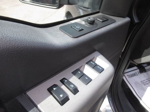 Used 2015 Ford F250 Lariat w/ Lariat Ultimate Package image 17