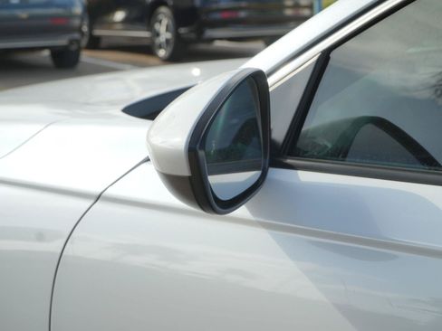 Used 2024 Honda Accord EX image 16