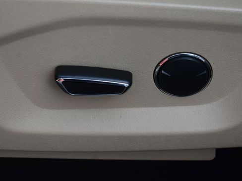 Used 2016 Ford Explorer FWD image 14