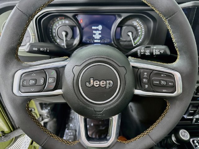 Used 2024 Jeep Wrangler High Altitude AWD/4WD image 12