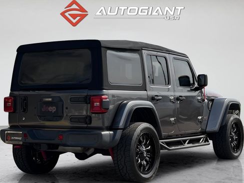 Used 2018 Jeep Wrangler Unlimited Rubicon AWD/4WD image 12
