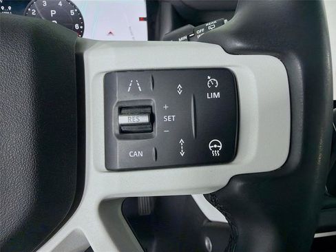 Used 2025 Land Rover Defender 110 S AWD/4WD image 12