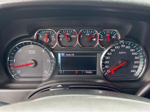 Used 2019 Chevrolet Suburban LT AWD/4WD image 3