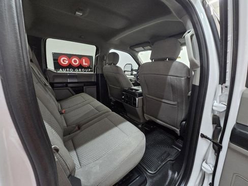 Used 2019 Ford F250 XLT w/ XLT Premium Package image 21