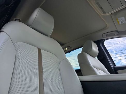 Used 2024 MAZDA CX-90 Plug-In Hybrid w/ Premium Plus image 18