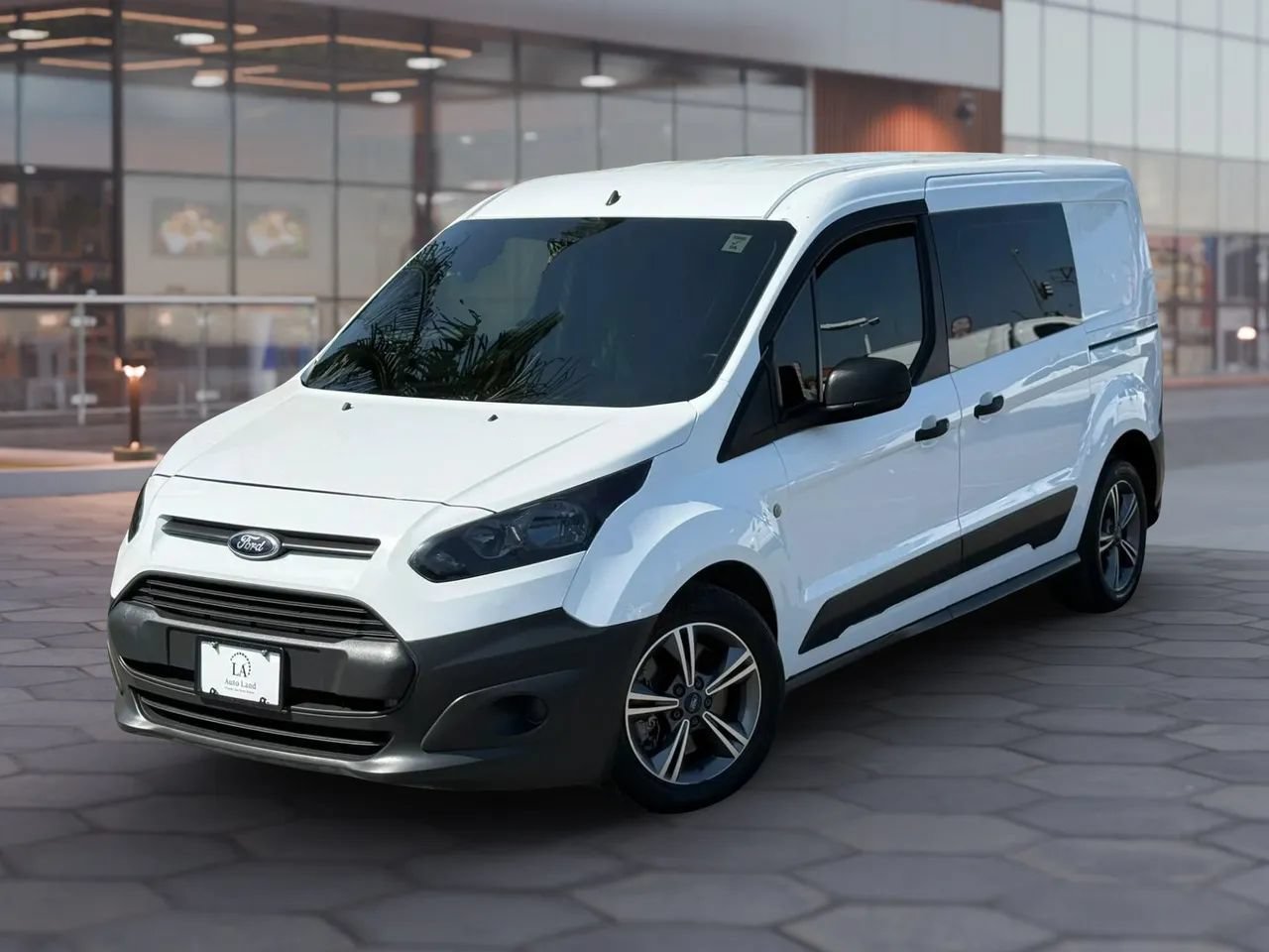 Used 2015 Ford Transit Connect XL FWD image 2