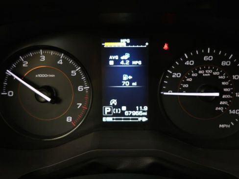 Used 2021 Subaru Crosstrek 2.0i Premium w/ Moonroof Package image 12