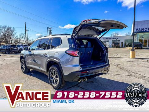 New 2026 GMC Acadia AT4 w/ Luxury Package image 17