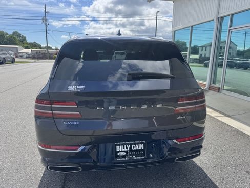 Used 2022 Genesis GV80 2.5T w/ Prestige Package 04 AWD/4WD image 2