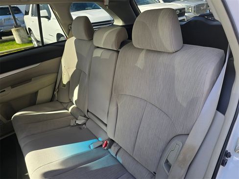 Used 2013 Subaru Outback 2.5i Premium w/ All-Weather Pkg image 50