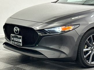 Used 2023 MAZDA MAZDA3 s video 2