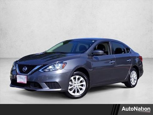 Used 2018 Nissan Sentra SV image 1