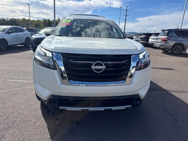 Certified 2023 Nissan Pathfinder SL w/ SL Premium Package AWD/4WD image 2