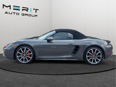 Used 2017 Porsche 718 Boxster S RWD image 5