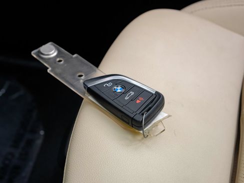 Used 2024 BMW X3 sDrive30i w/ Premium Package RWD image 64