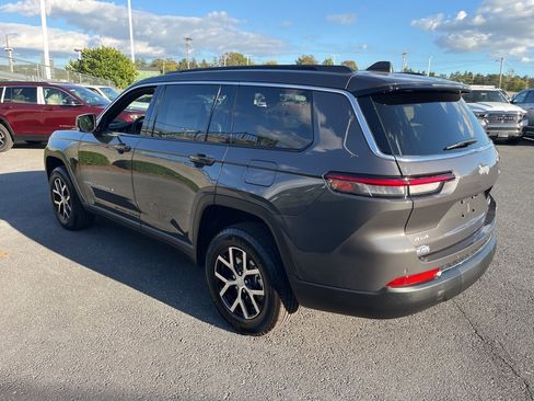 New 2025 Jeep Grand Cherokee L Limited image 9