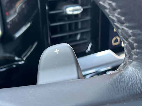 Used 2022 GMC Sierra 1500 Elevation image 33