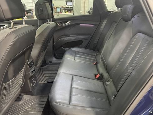 Certified 2023 Audi Q4 e-tron Prestige AWD/4WD image 34