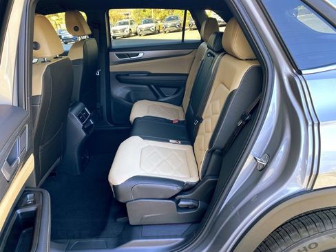 New 2026 Volkswagen Atlas Cross Sport SE AWD/4WD image 32