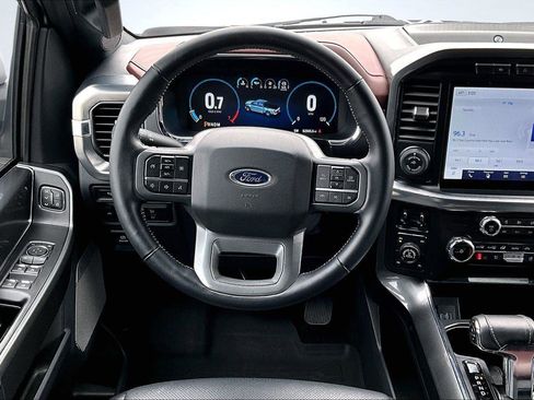 Used 2022 Ford F150 Lariat w/ Max Trailer Tow Package image 6