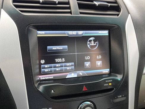 Used 2014 Ford Explorer XLT w/ Equipment Group 202A AWD/4WD image 26
