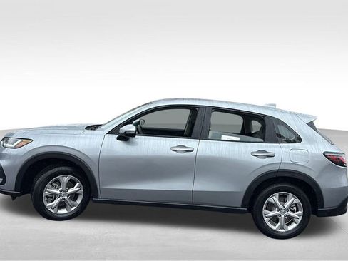 Used 2025 Honda HR-V LX image 4
