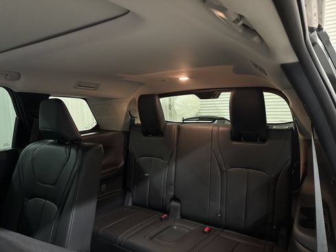 Certified 2026 INFINITI QX60 Luxe w/ Cargo Package FWD image 28
