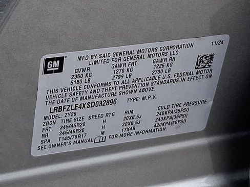 Used 2025 Buick Envision Sport Touring image 30