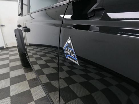 Used 2023 Ford Bronco Black Diamond AWD/4WD image 8
