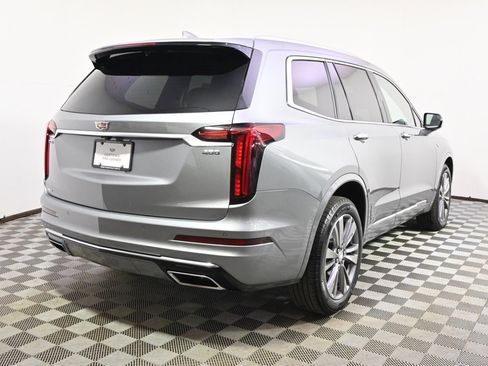 Certified 2025 Cadillac XT6 Premium Luxury image 6
