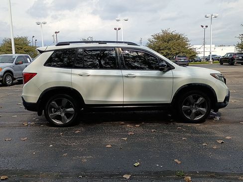 Used 2019 Honda Passport Touring image 2