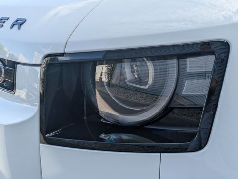 New 2026 Land Rover Defender 110 X-Dynamic SE AWD/4WD image 9