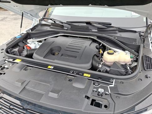 Certified 2024 Land Rover Range Rover Sport Dynamic SE AWD/4WD image 28